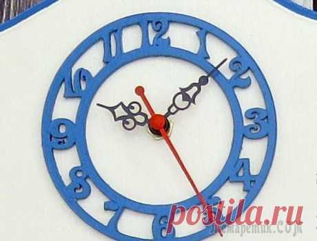 Создаем часы «Чешские гуси» Нам понадобятся:Грунт акриловый белый и черный Tury, белая акриловая краска Tury, лак акриловый ультра глянцевый Tury, акриловые краски Tury: синяя, желтая, красная, контур по стеклу красный, лазерная...