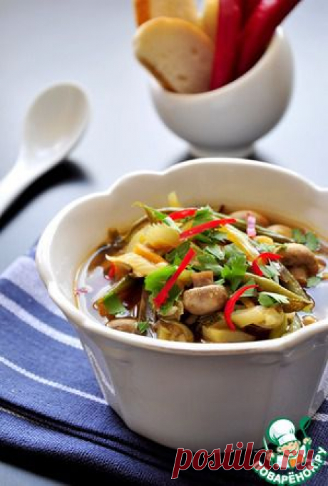Грибной суп со стручковой фасолью и баклажанами - кулинарный рецепт