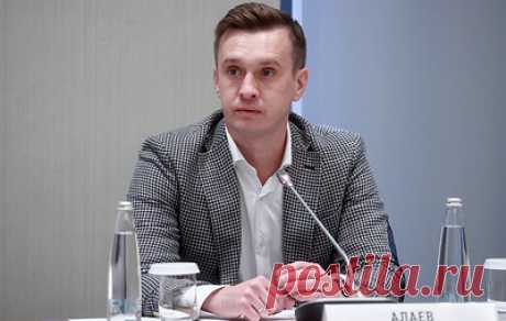 Алаев заявил, что в РПЛ готовы рассмотреть вхождение белорусских клубов в лигу. Ранее министр спорта РФ Олег Матыцин предложил включить белорусские клубы в состав участников российских профессиональных лиг по большинству видов спорта