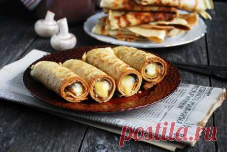 мини-блинчики с сыром, грибами и луком