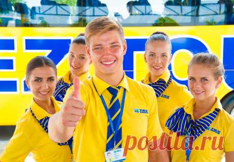 "TEZ TOUR" продает путевки за полцены: в чем подвох? "TEZ TOUR" продает путевки за полцены: в чем подвох?
Многие наши соотечественники, забронировавшие заранее туры на 2020 г., столкнулись со сложностями реализации задуманных планов на лето. Причиной тому стала непростая ситуация с пандемией, охватившей чуть ли не полмира.
И как результат, опустевшие пляжи по всему миру (фото из личного архива Заруйкина В)
Туристические компании, поставленные так