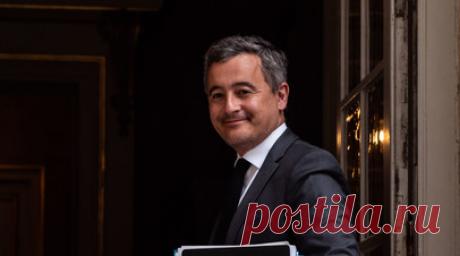 Главе МВД Франции отправили письмо с оскорблениями и вирусом чумы. Подозрительное письмо, адресованное главе МВД Франции Жеральду Дарманену, перехватили 27 июля на почте в сортировочном центре в департаменте Кот-д’Ор. Предварительная экспертиза показала, что в нём находился вирус чумы. Читать далее