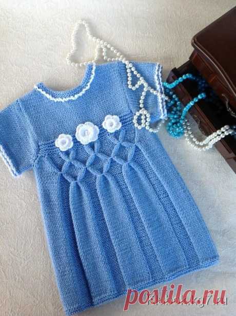 Синее платье