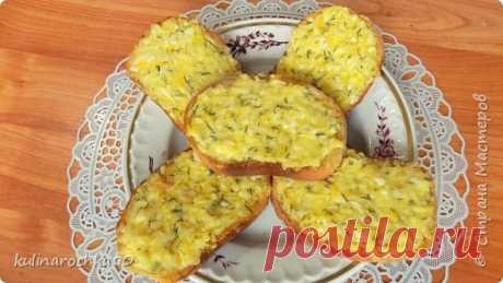 Горячие бутерброды в духовке с яйцом и сыром