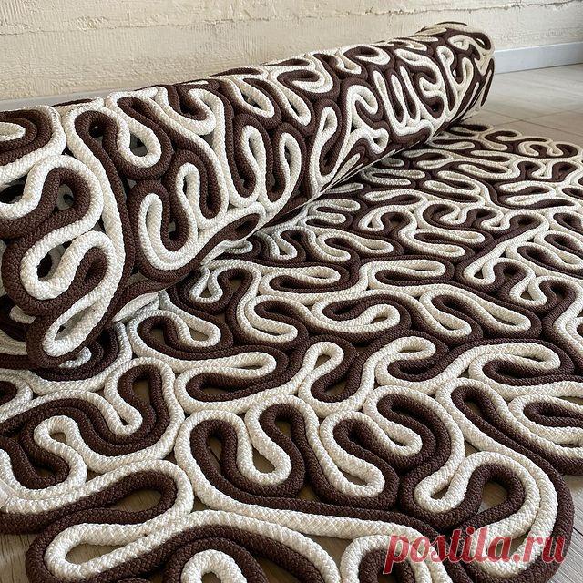 Ковёр коллекции Равлик . Цвета шоколад и белый. В наличии 200*160 - 7395 грн #декордлядома #килим #дизайнеринтерьера