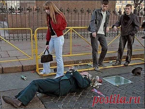 равнодушие людей иногда зашкаливает!