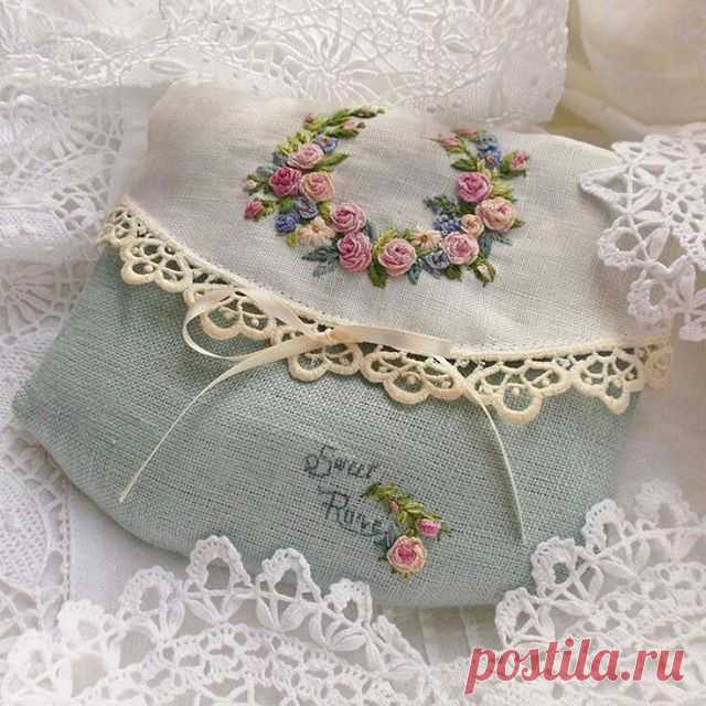 .
Diger sayfalarim⤵
@orgu_dizayn
@candy_crochet_
.
#pinterest #alıntı #quotation #excerpts #knittingaddict #crochet #örgü #dantel  #elyapımı #dekoratif #decoration #ilginçfikirler  #tasarım #hobilerim  #instafollow #instalike #instaflower #mandala#knitting  #tığişi #motif  #aksesuar #instagram #örgüçanta #knitting  #grannysquareblanket #grannysquare #crochetaddict #handmade #handmadecrochethook