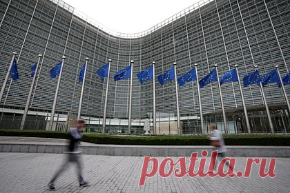 В ЕС договорились об иммобилизации доходов от российских активов. В Европе договорились об использовании доходов от замороженных российских активов. Заработанные на средствах Центрального банка России деньги решили иммобилизовать и направить на помощь Украине, заявил официальный представитель Еврокомиссии Эрик Мамер. По его словам, утвердить предложение собираются 12 декабря.