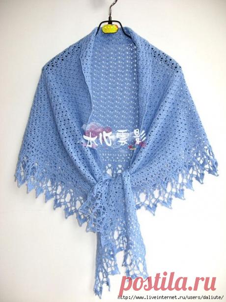 Овальная шаль крючком.