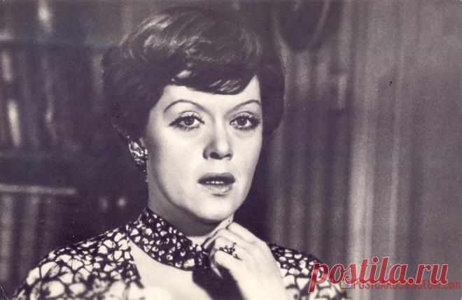 1978. Служебный роман - кадр из фильма - о2245 | POSTCARDSMUSEUM.com