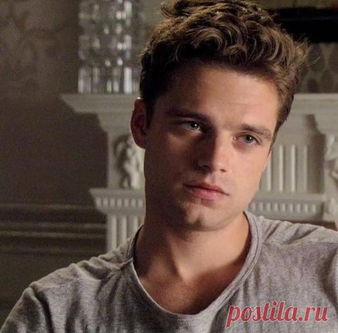 Себастьян Стэн