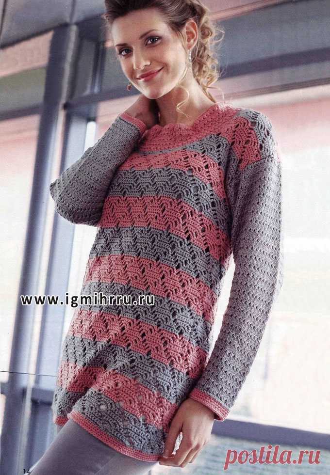 Удлиненный серо-розовый пуловер комбинированной вязки. Крючок и Спицы