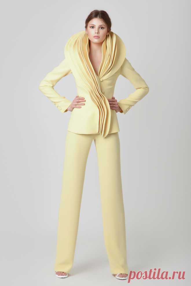 Женщины цветы в коллекции Жан-Луи Сабайи