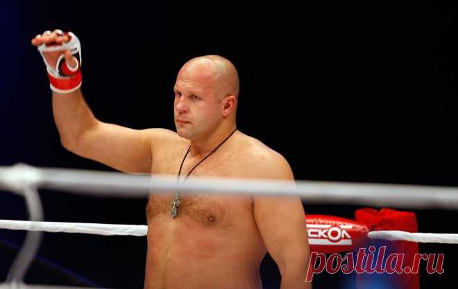 Федор Емельяненко нокаутировал американца Тимоти Джонсона за две минуты - 23.10.2021 - Спорт Mail.ru