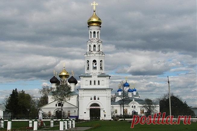 Конаково, Тверская область.  /  Успенская церковь