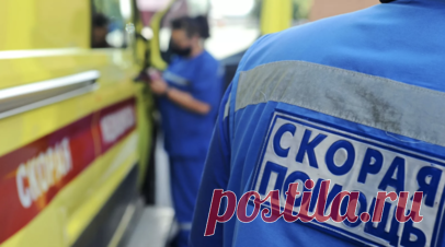 В Волгограде уволили пинавших человека медиков скорой помощи. В комитете здравоохранения Волгоградской области заявили об увольнении медиков скорой помощи в Волгограде после проведения проверки по факту того, что они пинали лежащего на лавке мужчину. Читать далее