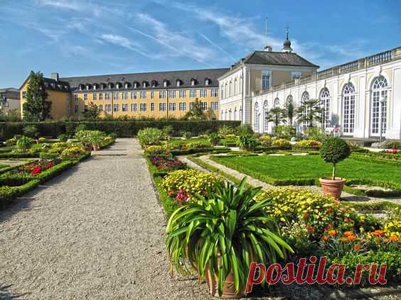 Kelly сохранил(а) Пин на доску «Augustusburg Palace, Germany». Augustusburg palace  • Всемирный каталог идей