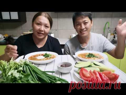 🍲НАВАРИСТЫЙ УЗБЕКСКИЙ СУП МАШХУРДА.==Мясо - 500 гр.
Маш - 150 гр. ==Рис - 100гр.==Помидор - 2 шт.==орковь - 1 шт.==Лук - 1 шт. (крупная) 
Картошка - 2-3 шт.==Болгарский перец - 1 шт.==Чеснок - 4-5 зубочка.==Томатная паста - 1 ст. ложка.==Масло растительное - 80 мл.==Вода - 2.5 литра.
==Зелень по - вкусу.
==Соль по - вкусу.
==Черный перец по- вкусу.
==Паприка по - вкусу.