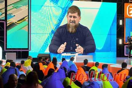Новая Зеландия ввела санкции против Кадырова. Власти Новой Зеландии ввели новые санкции против граждан России на фоне военной операции на Украине. Об этом заявила глава новозеландского МИД Нанаиа Махута. Под ограничения попали 19 россиян, в том числе глава Чеченской Республики Рамзан Кадыров, ряд федеральных сенаторов и родственники российского президента.