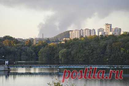 Число жертв обстрела Донецка возросло. Число жертв обстрелов Донецка 7 ноября возросло до 20 человек. Об этом сообщает представительство Донецкой народной республики (ДНР) в Совместном центре контроля и координации вопросов, связанных с военными преступлениями Украины (СЦКК). Зафиксированы повреждения четырех объектов гражданской инфраструктуры.