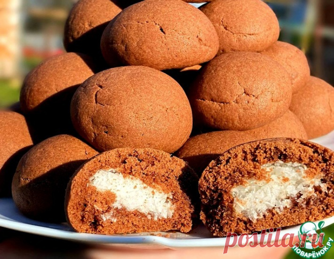 Шоколадное печенье с кокосовой начинкой – кулинарный рецепт