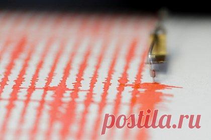 Два землетрясения произошли в Италии. Два землетрясения магнитудой 4,6 и 3,9 произошли вечером в четверг, 9 марта, в центральной Италии в районе Перуджи после подземных толчков несколькими часами ранее, сообщает Национальный институт геофизики и вулканологии Италии (INGV). Разрушений и пострадавших в результате подземных толчков нет.