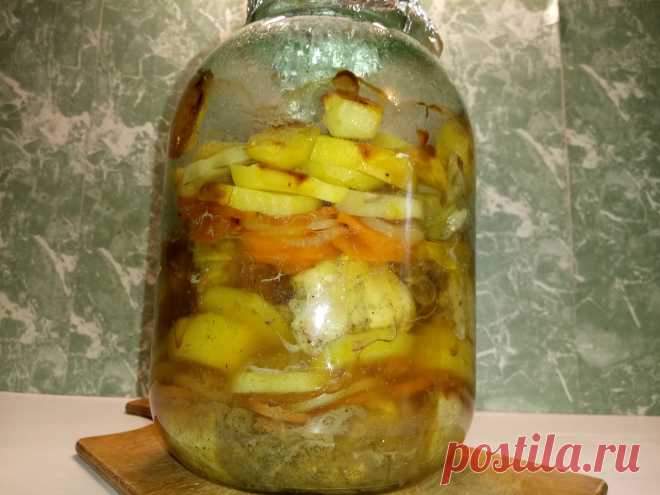 Тушёная курица в банке