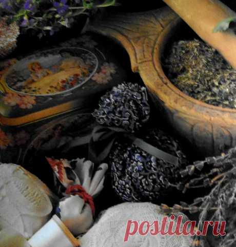 Средство от моли из трав и пряностей по английскому рецепту.