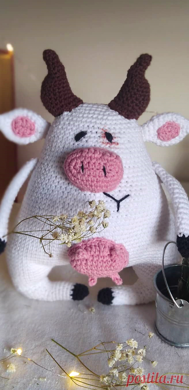 PDF Бурёнка Сенька крючком. FREE crochet pattern; Аmigurumi animal patterns. Амигуруми схемы и описания на русском. Вязаные игрушки и поделки своими руками #amimore - корова, коровка, телёнок, бык, бычок.