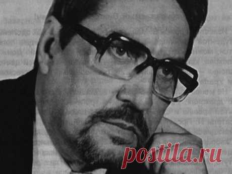 Поэзия Владилена Машковцева в музыке. Песни Михаила Смирнова, Владимира Сидорова, Валентина Кривощёкова, Виктора Мельникова, Василия Лекарчука и Сергея Семинога на стихи Владилена Машковцева. Исполнители: мужской вокальный ансамбль &quot;Металлург&quot; под руководством Александра Никитина, Алина Аглиуллина, Виктор Мельников, Таисия Борисовская, Арина Пшеничникова, Сергей Семиног.