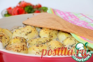 Картофель с рыбой в йогуртовом соусе