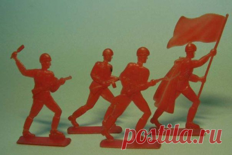 Игрушки эпохи СССР