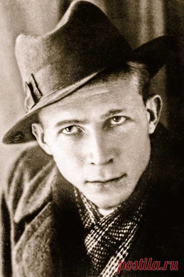 Иван Лапиков, 7 июля, 1922
 • 2 мая 1993