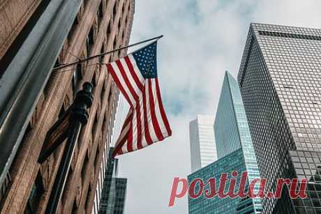 Офицер разведки США принес извинения России. Экс-разведчик Корпуса морской пехоты (КМП) США Скотт Риттер извинился от лица народа США перед гражданами России, потерявшими близких в ходе специальной военной операции (СВО). Об этом отставной офицер заявил на пресс-конференции в международном мультимедийном пресс-центре «Россия сегодня».