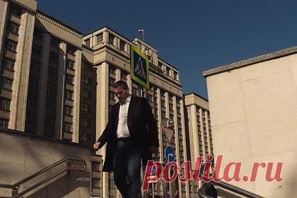 В Госдуме предложили конфисковать активы Бельгии в России. Депутат Госдумы от ЛДПР Сергей Каргинов на фоне решения Брюсселя передать Украине 92 миллиона евро из замороженных российских активов выступил с предложением конфисковать активы Бельгии в России и направить их на восстановление Донбасса. Он считает, что западные деньги должны быть потрачены именно таким образом.