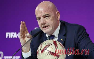 Президент ФИФА Инфантино осудил беспорядки на трибунах во время матча в Аргентине. Из-за беспорядков матч 1/8 финала Южноамериканского кубка по футболу между аргентинским "Индепендьенте" и чилийским "Универсидад де Чили" не был доигран