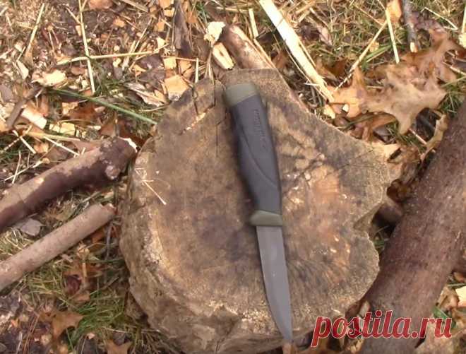Антикоррозионное покрытие ножа Все прекрасно знают, что практически любая углеродистая сталь подвержена коррозии в той или иной степени. И если вы сделали нож своими руками, то рано или поздно на нем появятся следи ржавчины. Причем, ножом даже не нужно пользоваться и он все равно заржавеет. Я расскажу как избежать этого и