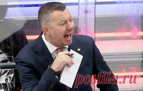 Воробьев считает, что &quot;Металлург&quot; в матче с ЦСКА не был похож на финалиста Кубка Гагарина. Магнитогорская команда в стартовом матче сезона Континентальной хоккейной лиги проиграла армейцам со счетом 2:6