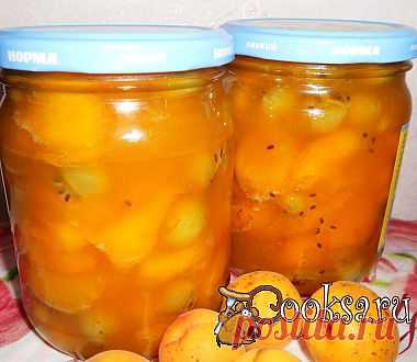 Варенье из абрикосов и крыжовника.