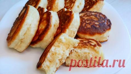 Всего 3 СЕКРЕТА, чтобы ОЛАДЬИ НА КЕФИРЕ были пышными, воздушными и не опадали! Самый быстрый рецепт! Пышные оладьи на кефире без дрожжей получатся абсолютно у всех! Но соблюсти эти условия нужно обязательно, и тогда результат всегда будет неизменным!

Кулинарный форум ВК: https://vk.com/chto_u_tani_na_obed

ИНГРЕДИЕНТЫ:
500г кефира любой жирности
3 ст.л. сахара
0,5 ч.л. соли
2 яйца
430г муки
1 ч.л. соды