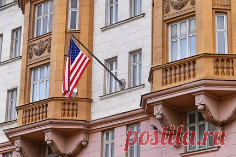 В США рассказали о возможных последствиях отсутствия поддержки Украины. Отсутствие поддержки Украины со стороны Соединенных Штатов подорвало бы и международные усилия по помощи Киеву. Об этом рассказал советник президента США по нацбезопасности Джейк Салливан. Он отметил, что Штаты продолжат консолидировать усилия союзников, но это может столкнуться с сомнениями других стран.
