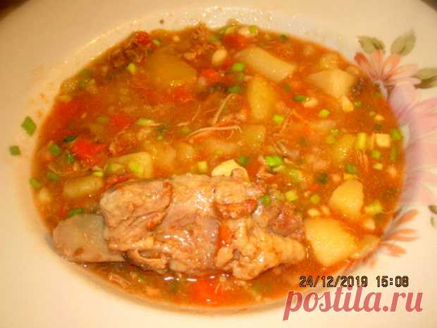 Баранина по-караимски Танцы от плиты и до компа !! Вернёмся к кухням народов мира. Сегодня у нас в гостях рецепт приготовления барана по-караимски. Караимы — малая народность, проживающая на территории Восточной Европы — в прошлом кочевой народ и в их кухне активно используется баранина в сочетании с тестом, молоком,...