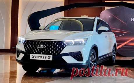 АвтоВАЗ перезапустил бывший завод Nissan с китайским партнером. АвтоВАЗ в сотрудничестве с китайским партнером выпустил первый кроссовер Lada X-Cross 5 на бывшем заводе Nissan в Петербурге. Первоначальные инвестиции в перезапуск площадки составят около 500 млн руб.