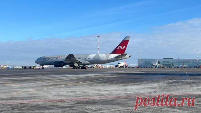 В Санкт-Петербурге задержали или отменили вылет 15 рейсов. В петербургском аэропорту Пулково задержали или отменили вылет 15 рейсов. Это следует из данных онлайн-табло воздушной гавани. Задержаны вылеты шести самолетов в Москву, а также одного рейса — ...