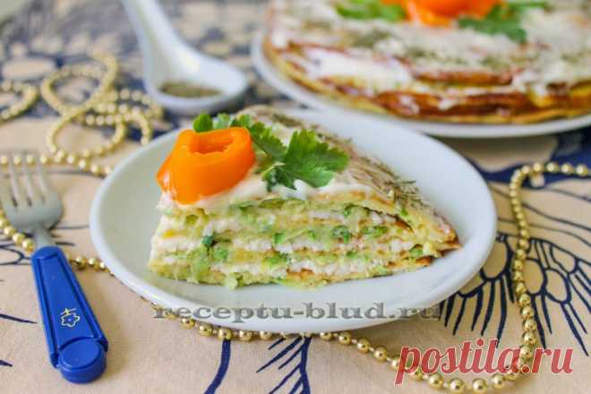 Кабачковый торт с чесночной прослойкой.