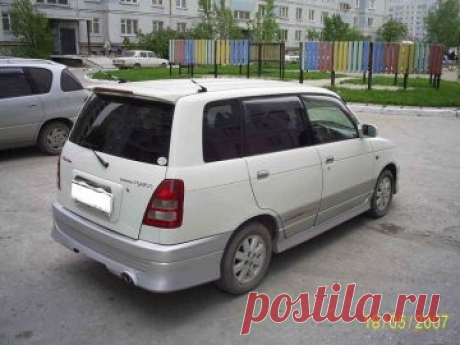 Купить автомобиль Daihatsu Pyzar 2000 года в Комсомольске-на-Амуре, Умеренный торг у капота, черный, 1.6л., 170тыс.руб., бензин, коробка механическая MT