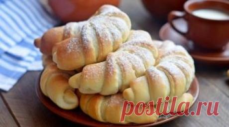 Мягкие, нежные, воздушные рогалики с маком