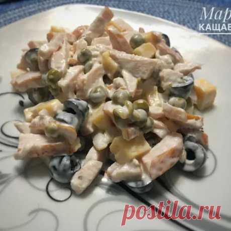 Салат «Максимус» с копчёной курицей и сыром 246 ккал рецепт с фото пошаговый от 🇷🇺🌸Марина Кащавцева ✔️👩🏻‍🍳 Амбассадор Овкусе.ру ☑️ - Овкусе.ру
