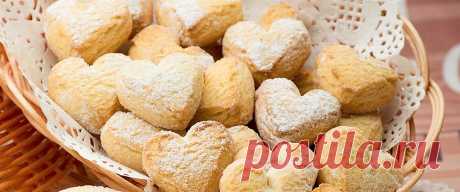Быстрое домашнее песочное печенье • Рецепт Приготовьте вкусное и быстрое домашнее песочное печенье в духовке, на скорую руку. Причем рецепт на сливочном масле с корицей и имбирем очень простой.