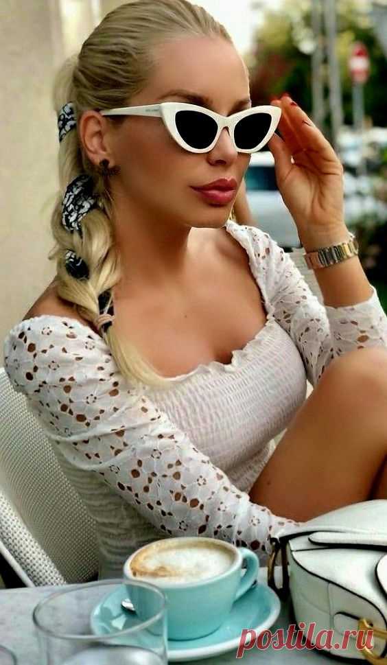 Летний, женский, модный феерверк